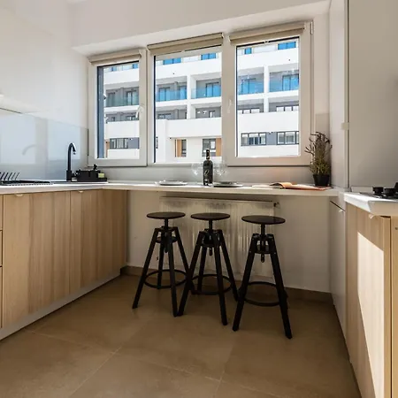 925 Apartament *
