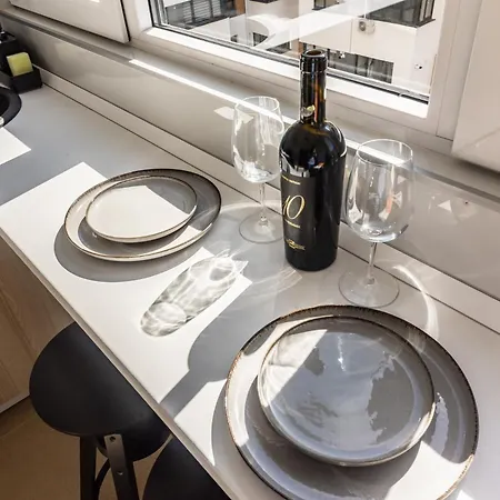 925 Apartament *