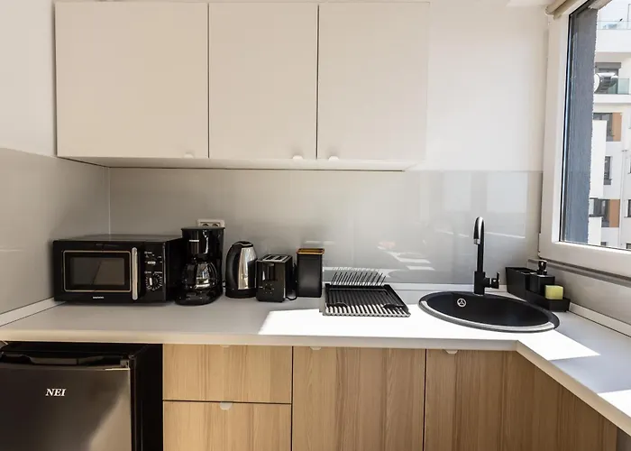 Apartment 925