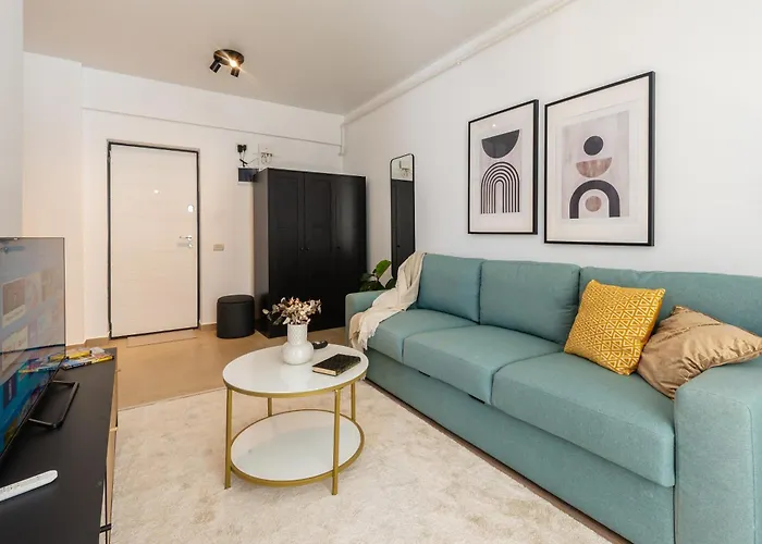 925 Apartament *