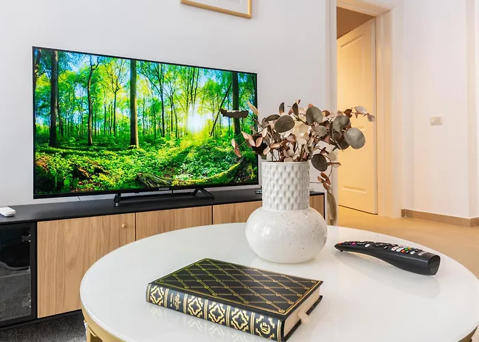 Apartament 925 *